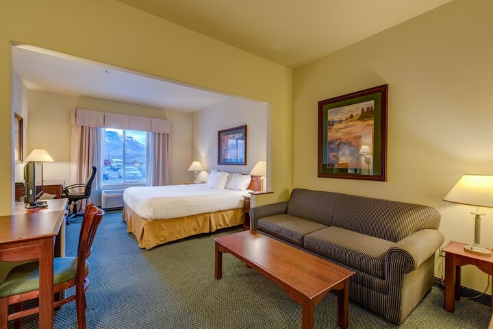 Room 36 of 47