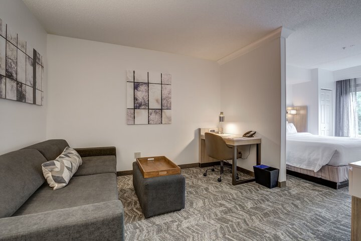 Room 54 of 74