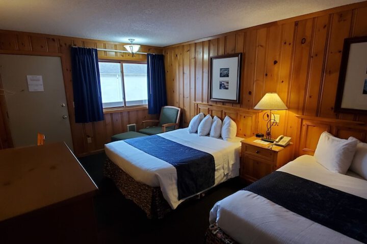 Room 20 of 145