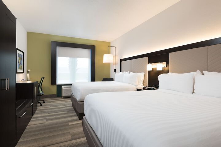 Holiday Inn Express & Suites Florence I-95 & I-20 Civic Center by IHG