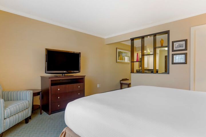 Room 21 of 47