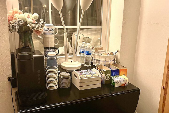 Breakfast/Coffee Service 16 of 20