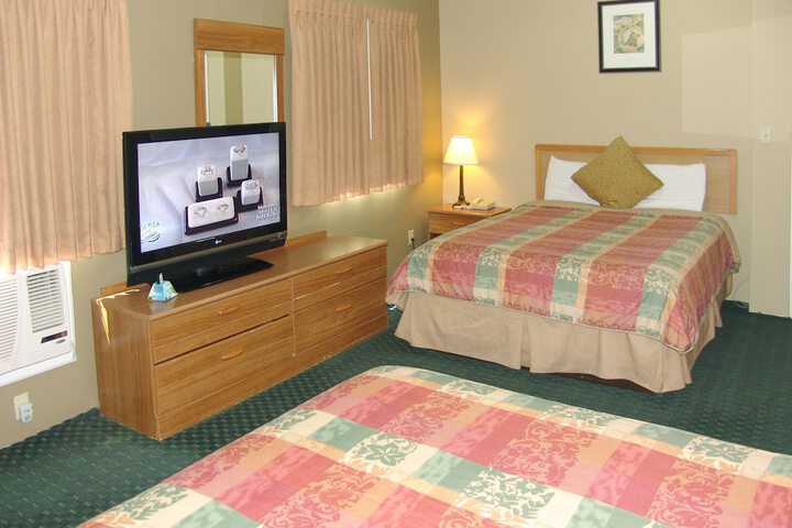 Room 26 of 40