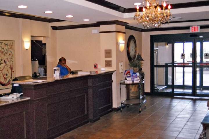 Holiday Inn Express Hotel & Suites Cleveland by IHG