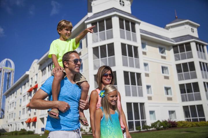 Cedar Points Hotel Breakers