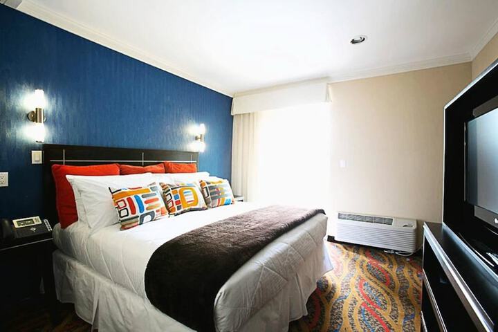 Room 15 of 41