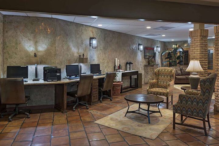 Hotel Interior 7 of 39