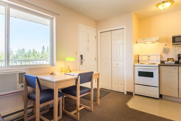 Room 30 of 40