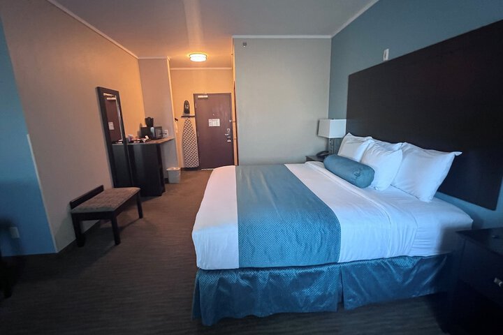 Room 47 of 59