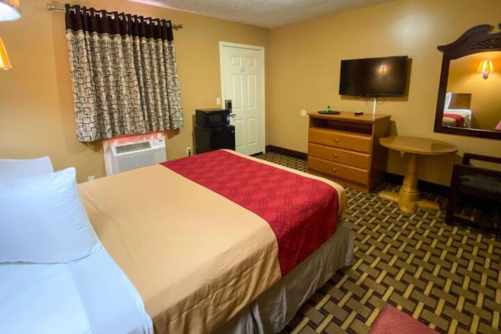 Room 19 of 26