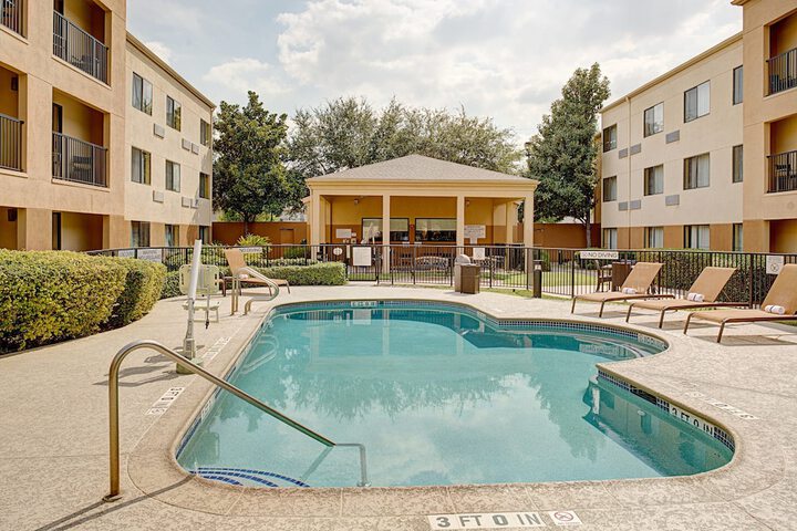 Pool 4 of 31