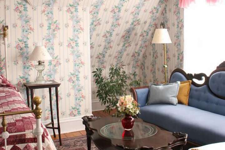 Room 65 of 128