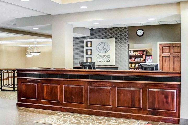 Comfort Suites Downtown Carlisle