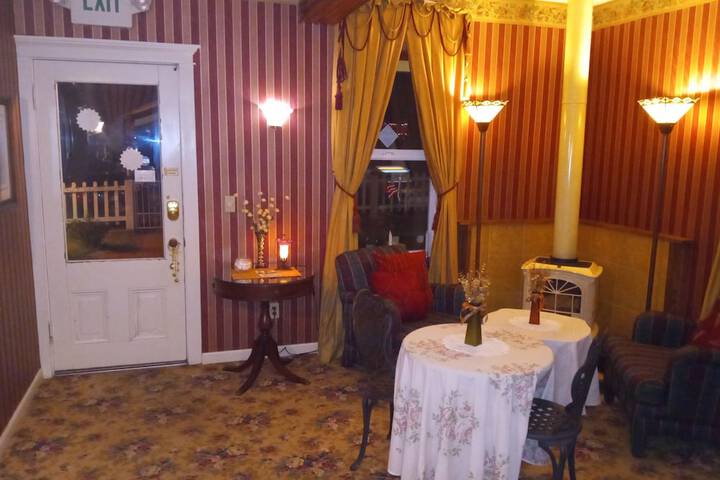 Room 38 of 48