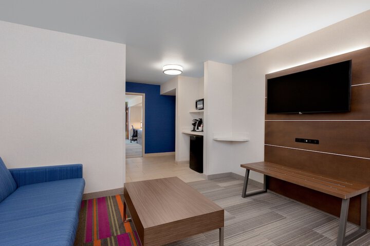Room 36 of 52