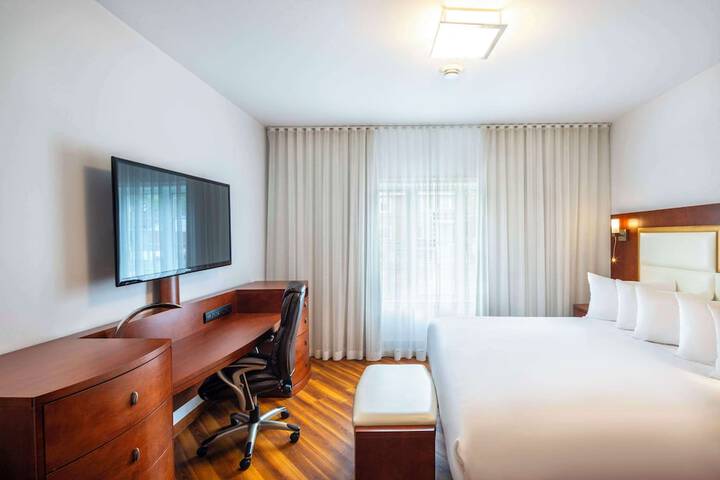Les Suites de Laviolette an Ascend Collection Hotel