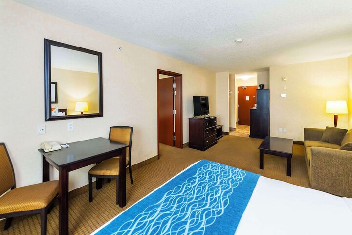 Comfort Inn & Suites Edson