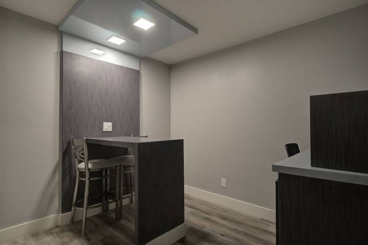 Room 29 of 73