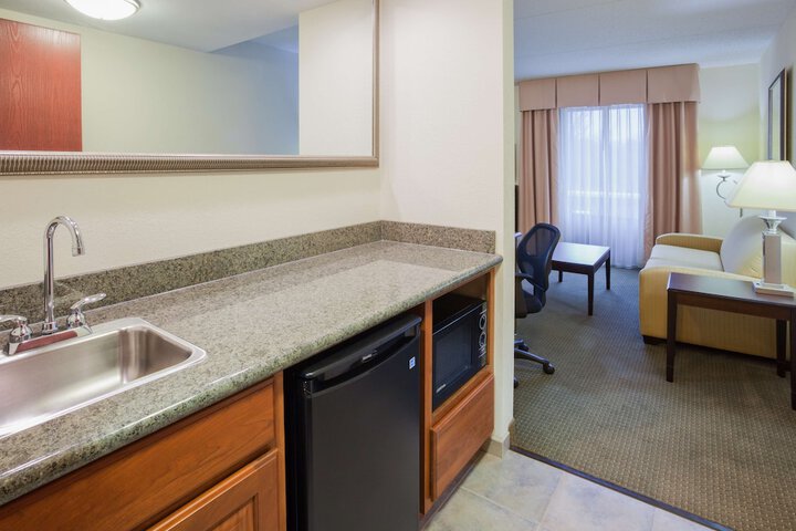 Hampton Inn & Suites Lino Lakes