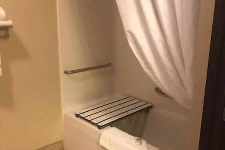 Room 31 of 59