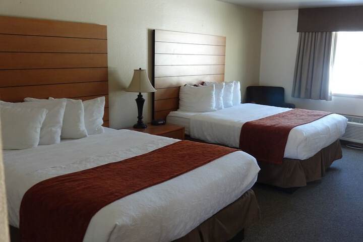 Room 27 of 32
