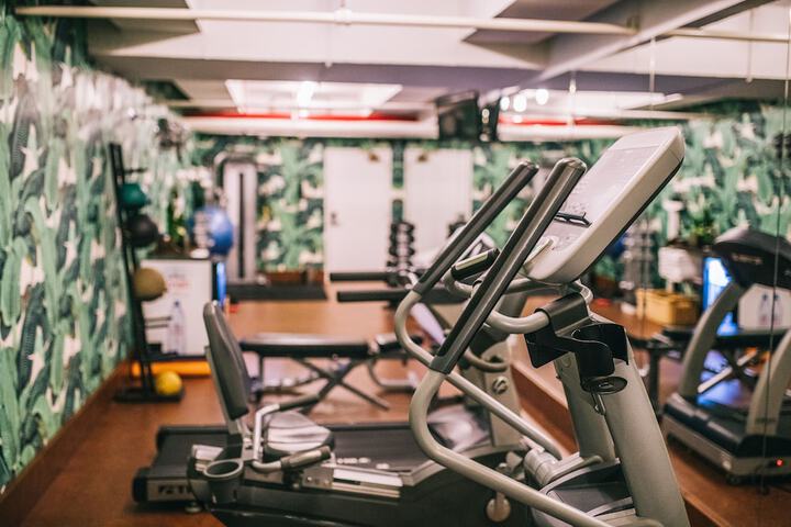 Health and Fitness 30 of 34