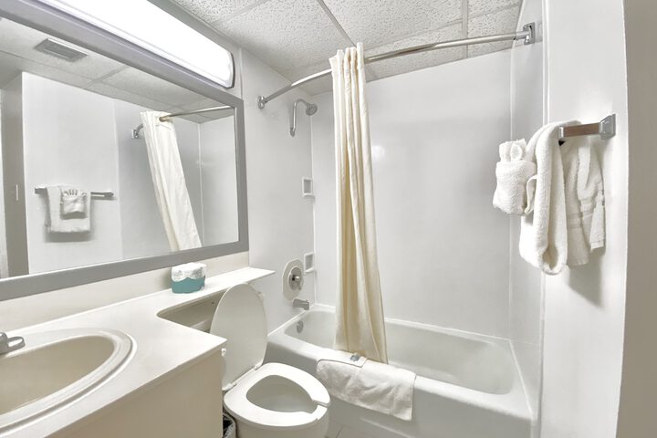 Room 17 of 29