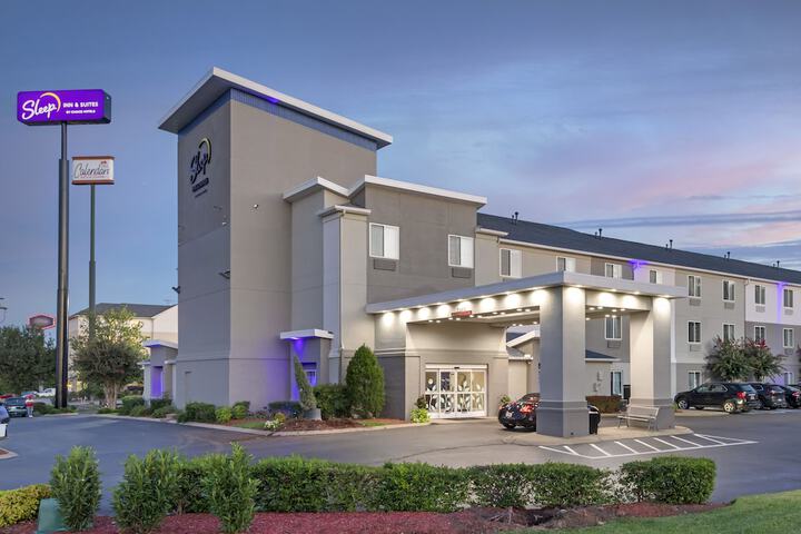 Hotel 6 of 40
