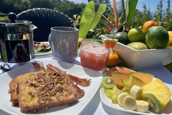 Breakfast/Coffee Service 14 of 17