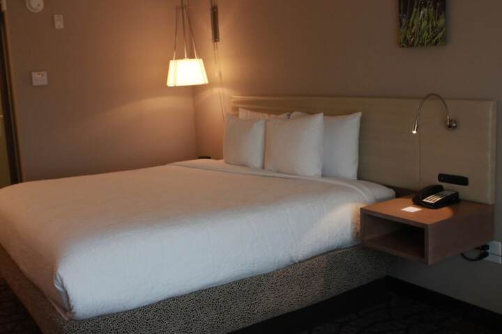 Room 27 of 57