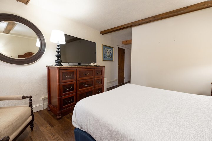 Fireside Inn & Suites Bangor