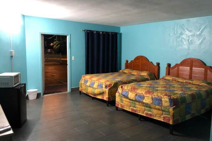 Room 4 of 6