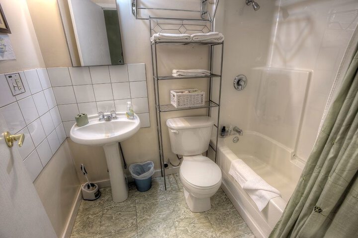Room 21 of 30