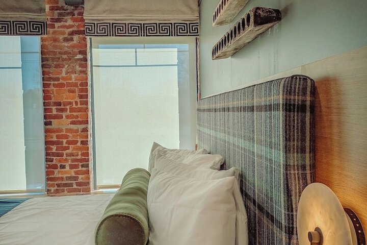 EXPLORE Marquette Historic District
