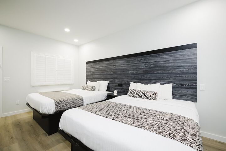 Sapphire Inn and Suites
