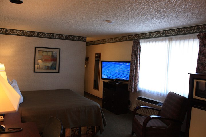 Room 30 of 36