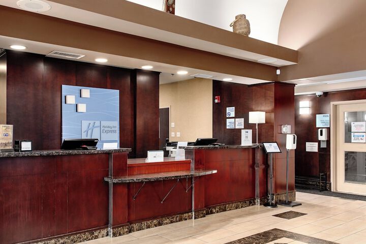 Hotel Interior 12 of 58