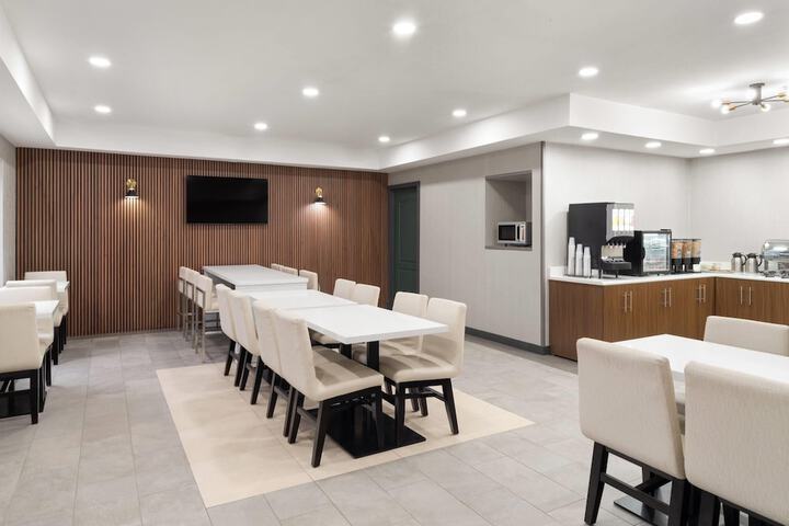 Wingate Suites by Wyndham Mansfield