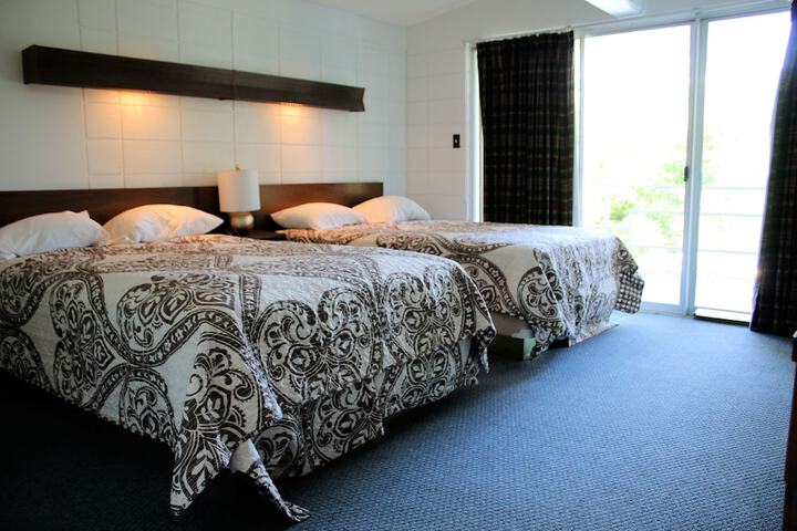 Lynnhurst Family Resort