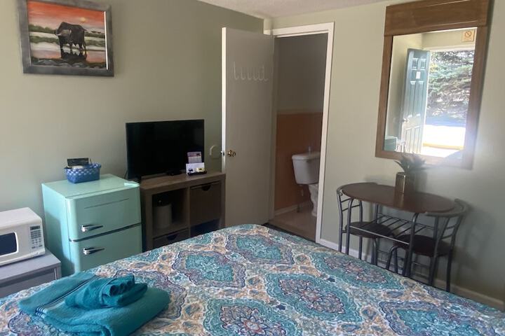 Room 108 of 177