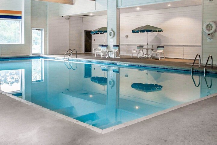Pool 6 of 35