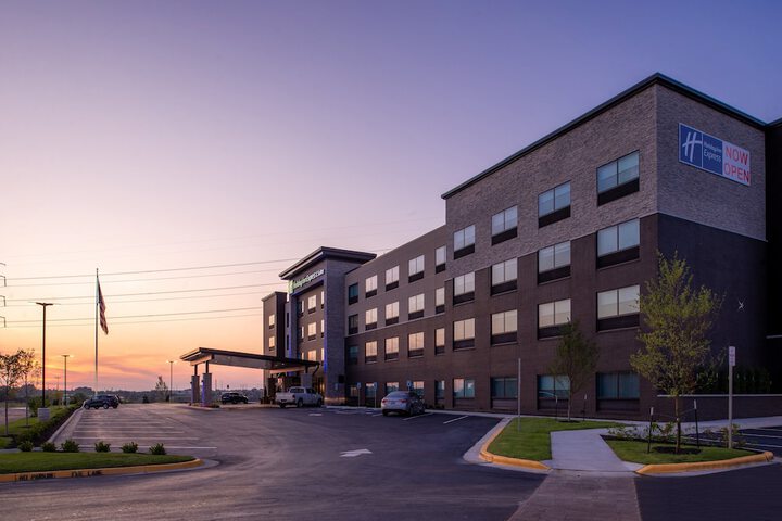 Hotel 3 of 43