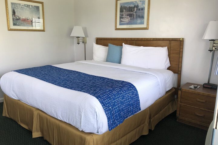 Travelodge by Wyndham Cape Cod Area
