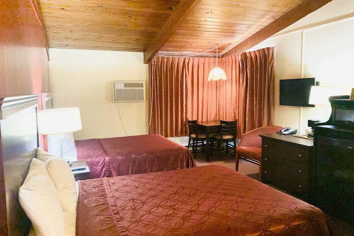 Room 29 of 32
