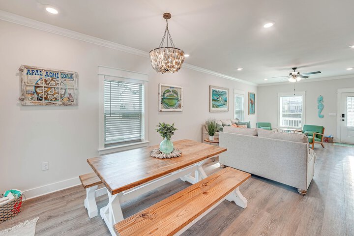 Near State Parks: Carrabelle Home w / Beach Access!