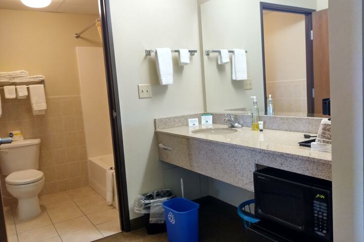 Room 42 of 65