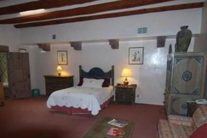 Room 41 of 62