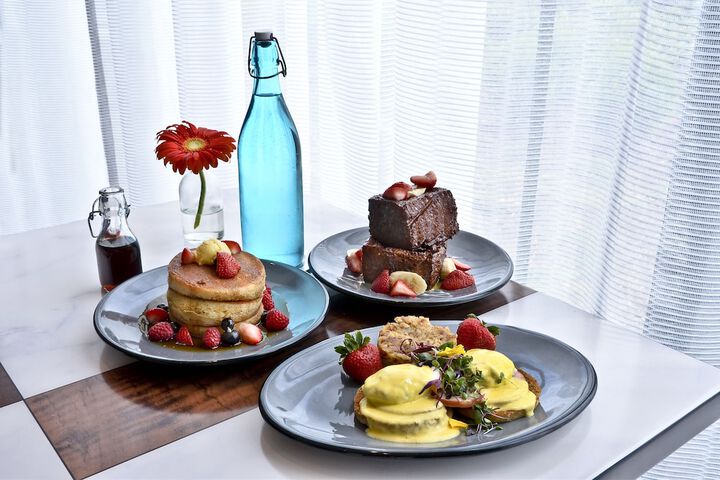 Breakfast/Coffee Service 48 of 63