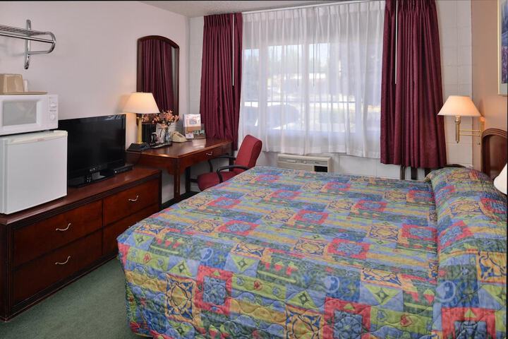 Room 53 of 55