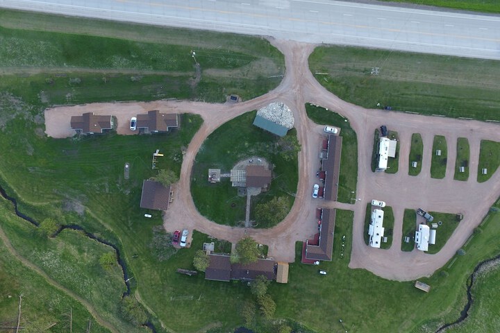 Black Elk Resort Cottages and RV Park